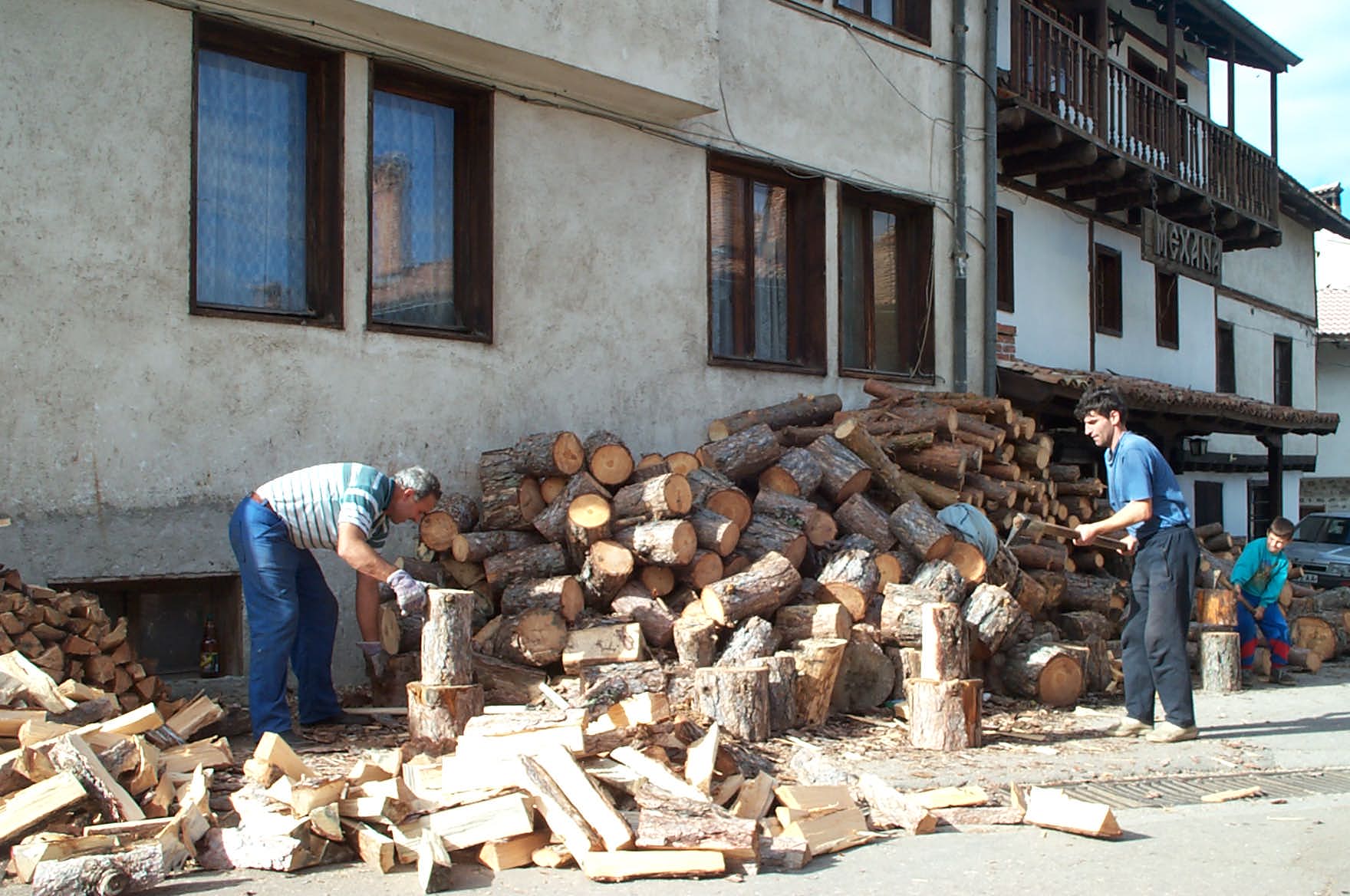 Bulgarien Bansko Wie viel Holz braucht man fr einen Winter?