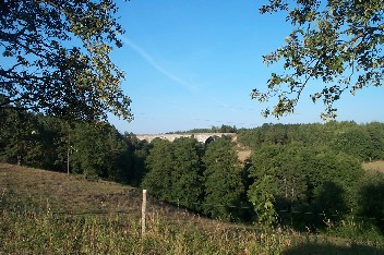 Wildrich Weltreise das Viadukt von Stanziki